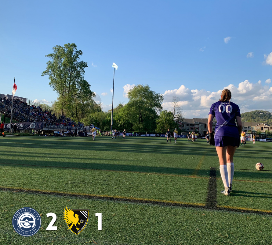 Eagles' keeper Hannah Sargent plays a goal kick in the Eagles' 2-1 loss to Asheville City SC on April 26, 2019.